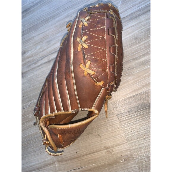 Wilson A2160 Jim "Catfish" Hunter Signature Baseball Glove Right Hand Throw EUC - Picture 7 of 9